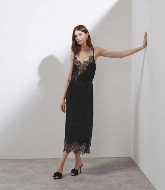 Read more about the article Get Goth & Ghoulish with 5 Luring Staples!