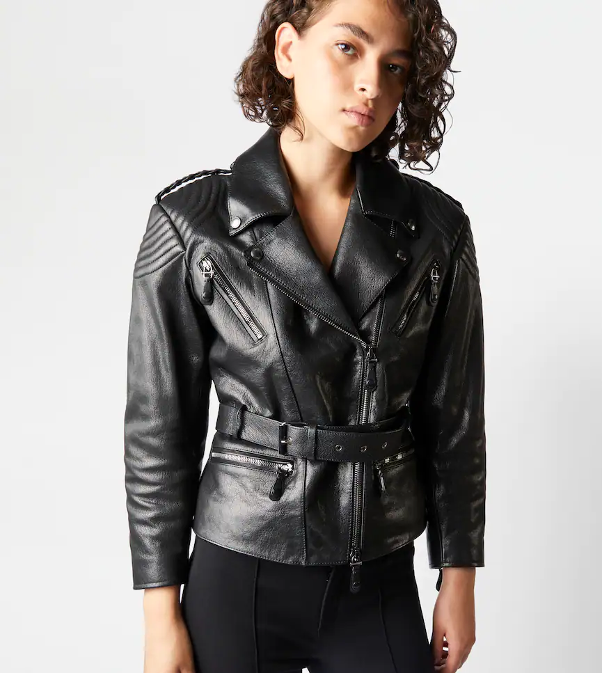 Read more about the article <strong>6 Tod’s Womens Jackets To Beat The Winter Winds!</strong>