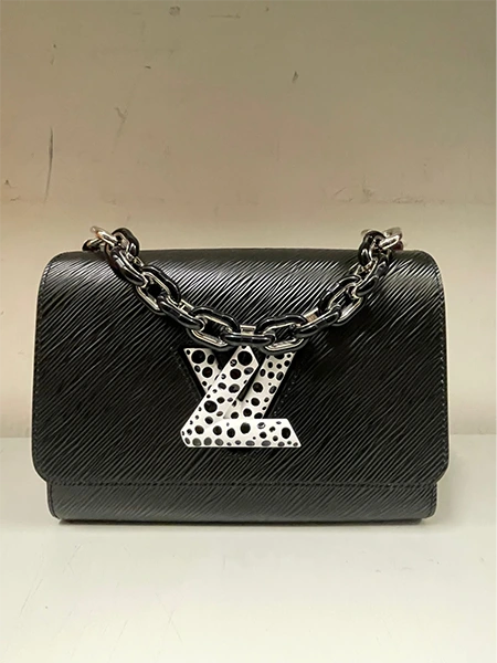 Louis Vuitton Bag Capucines BB Silver by Yayoi Kusama – YangGallery
