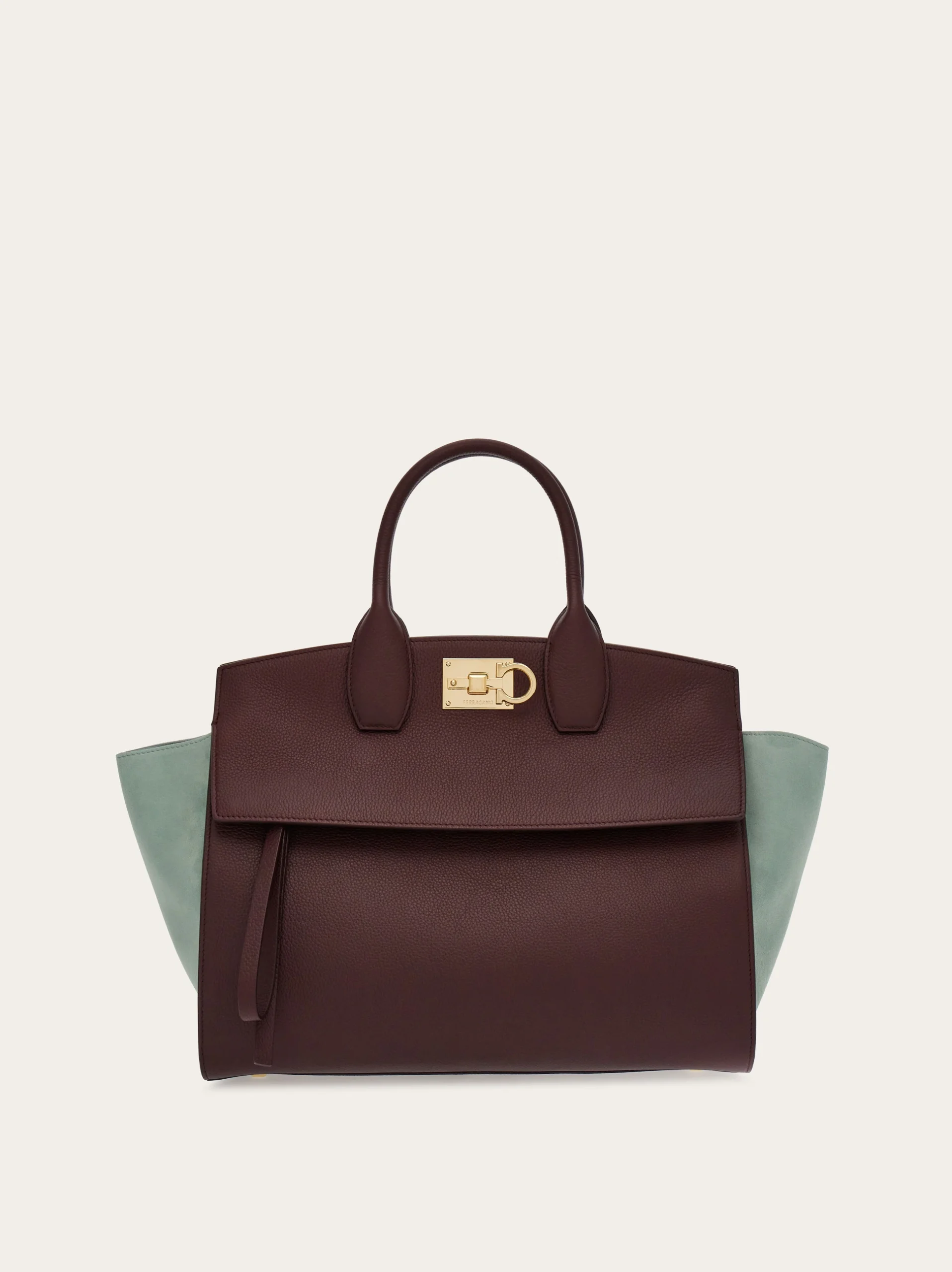 Ferragamo Studio soft bag (M)